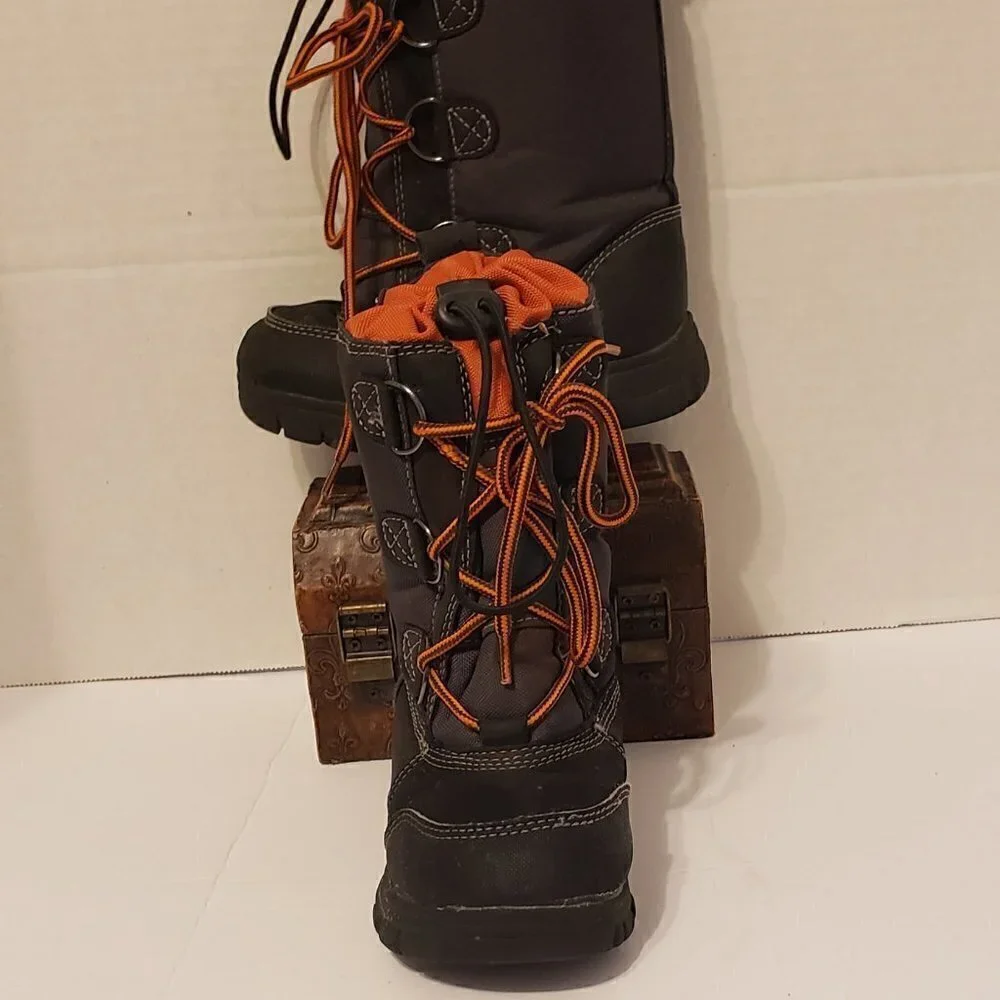 The Children's Place Rain/Snow Boots - Like New 10